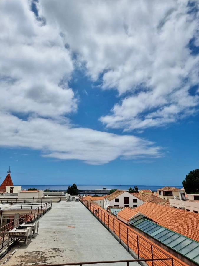 Carreira Apartments Harbour View Free Parking In Heart Funchal Eksteriør billede